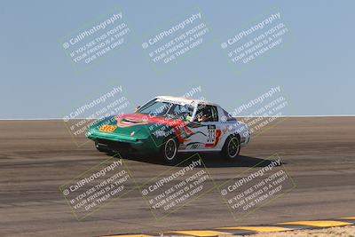 media/Oct-15-2023-Lucky Dog Racing Chuckwalla (Sun) [[f659570f60]]/2nd Stint Bowl/